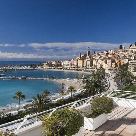 Superbe 2p Rénové Avec Jardin, Piscine Et Proche à - Fr-1-196-164